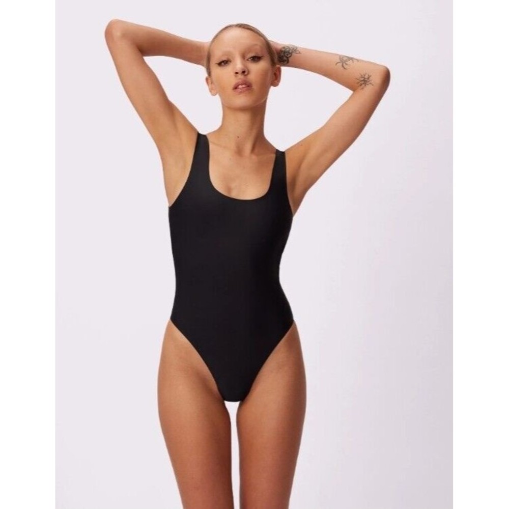 Parade Vintage Fit Black Bodysuit Size Medium Thong Back Low Cut